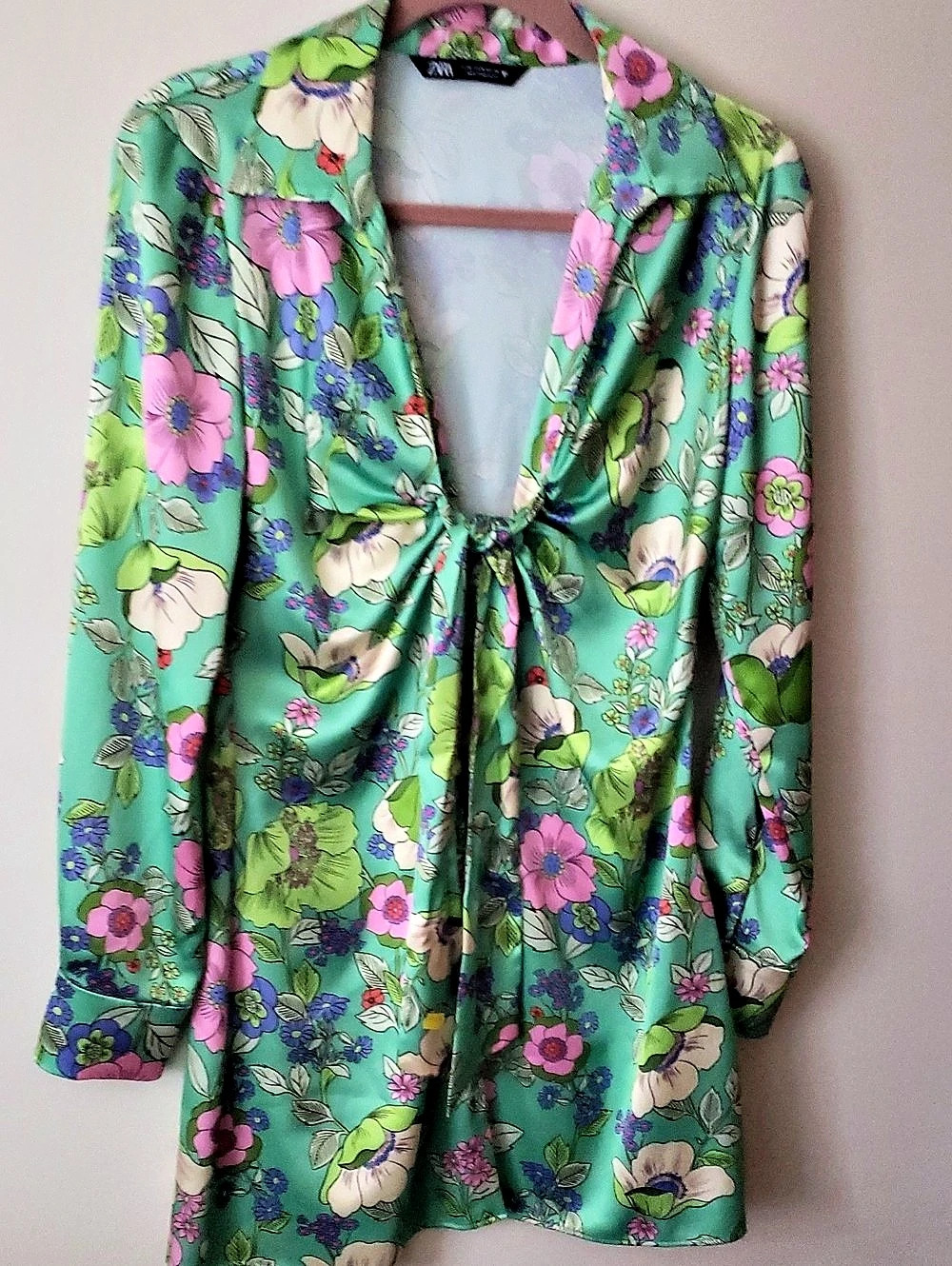 Zara Floral 70' Vibe Mini Dress in Green & Pink Like New